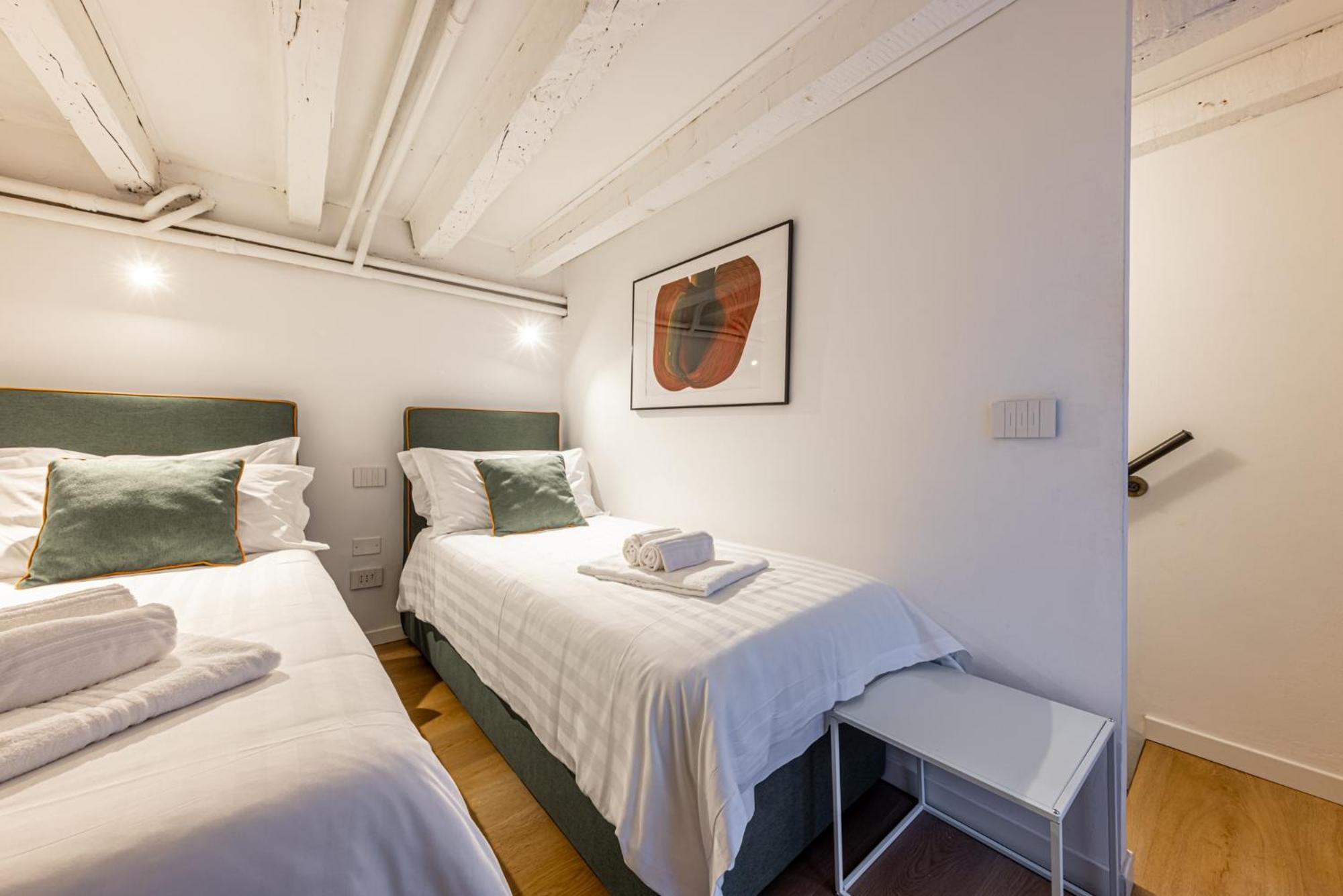 Spiga 50 By Cortivo House Apartment Milan Bagian luar foto